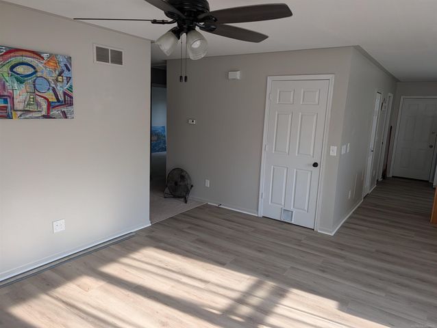 2275 Lincoln Manor Avenue, Flint, MI 48507