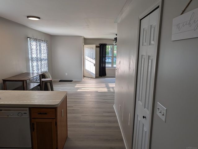 2275 Lincoln Manor Avenue, Flint, MI 48507