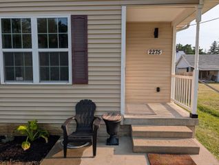 2275 Lincoln Manor Avenue, Flint, MI 48507