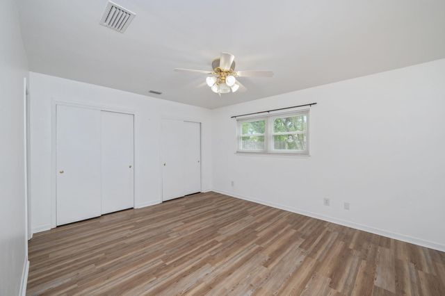 4 3rd Avenue, Shalimar, FL 32579