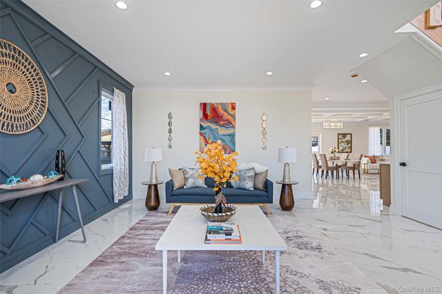 957 Dana Avenue, Valley Stream, NY 11580