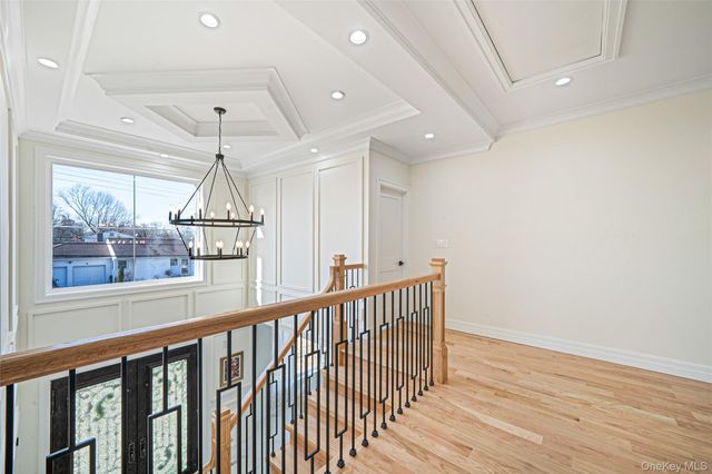 957 Dana Avenue, Valley Stream, NY 11580