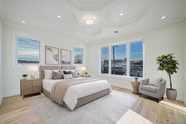 957 Dana Avenue, Valley Stream, NY 11580