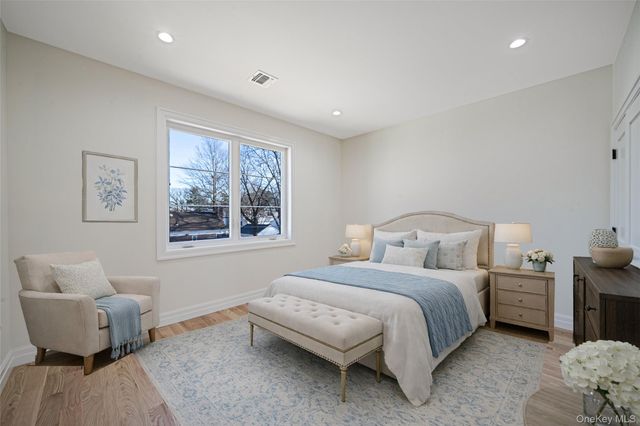 957 Dana Avenue, Valley Stream, NY 11580