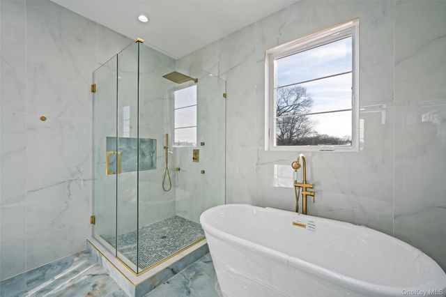 957 Dana Avenue, Valley Stream, NY 11580