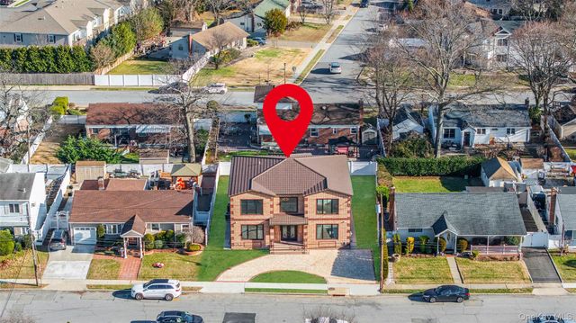 957 Dana Avenue, Valley Stream, NY 11580