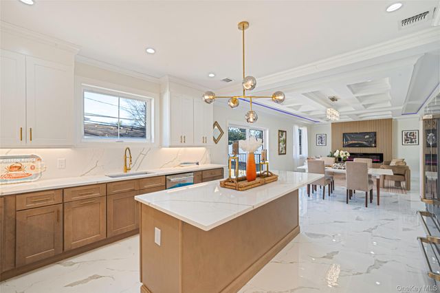 957 Dana Avenue, Valley Stream, NY 11580