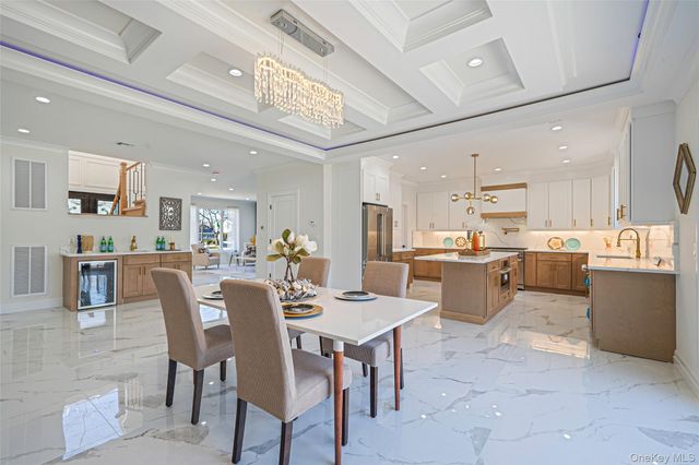 957 Dana Avenue, Valley Stream, NY 11580