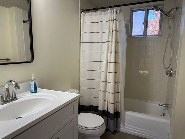 90 Russell St 90, Melrose, MA 02176