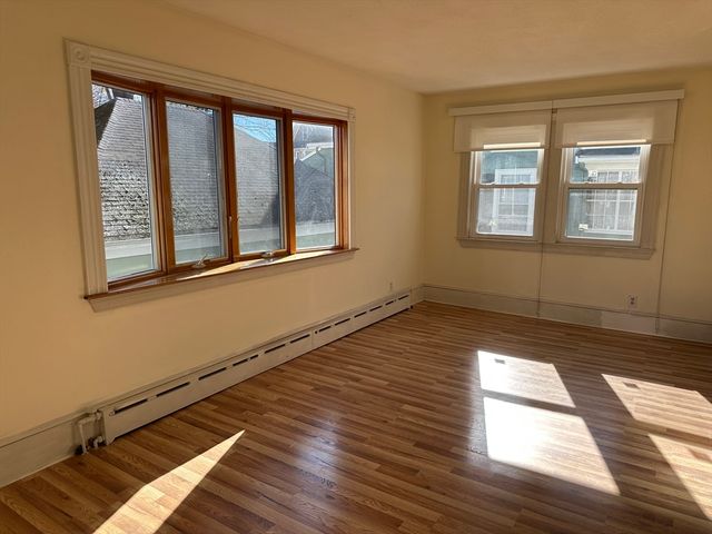 90 Russell St 90, Melrose, MA 02176