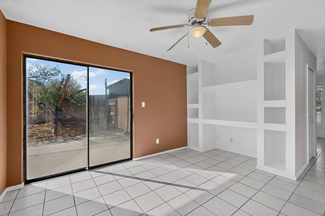 520 Apache Loop SW, Rio Rancho, NM 87124