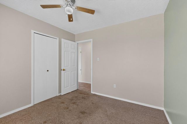 520 Apache Loop SW, Rio Rancho, NM 87124