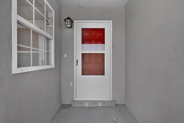520 Apache Loop SW, Rio Rancho, NM 87124