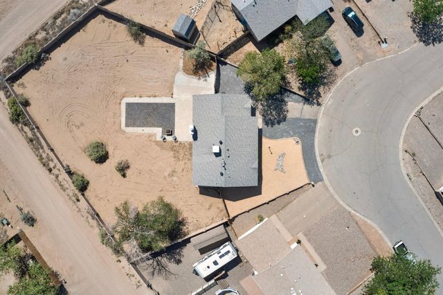 520 Apache Loop SW, Rio Rancho, NM 87124