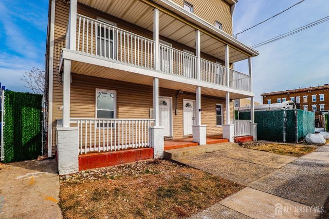 364 Market Street 1F, Perth Amboy, NJ 08861