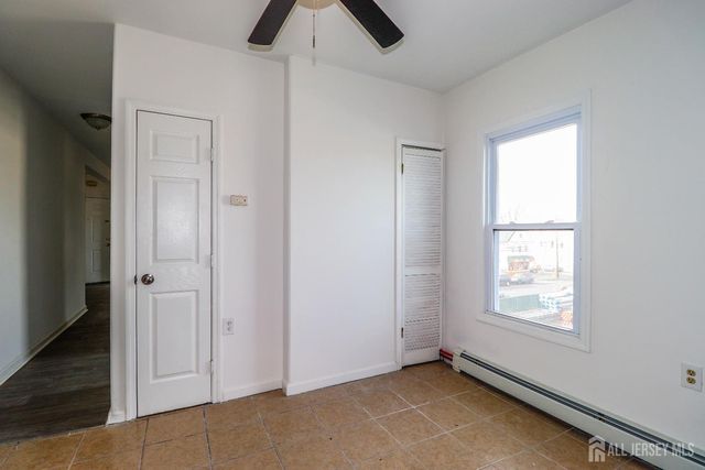 364 Market Street 1F, Perth Amboy, NJ 08861