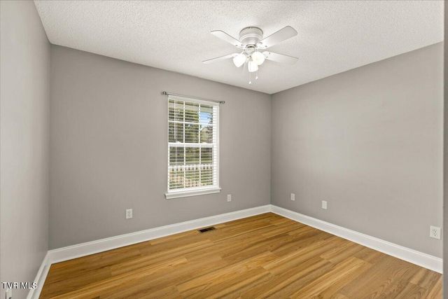 110 Yarrow Drive, Bluff City, TN 37618