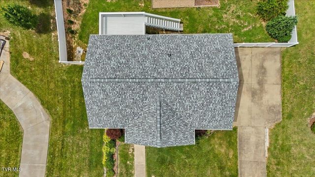 110 Yarrow Drive, Bluff City, TN 37618