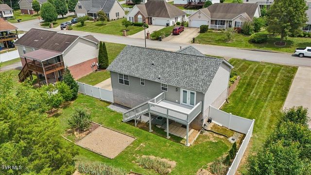 110 Yarrow Drive, Bluff City, TN 37618