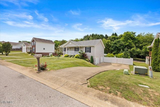 110 Yarrow Drive, Bluff City, TN 37618