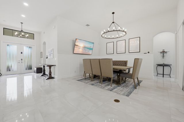 8127 NW 115th Way, Parkland, FL 33076