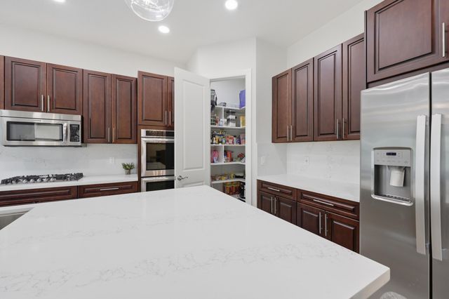 8127 NW 115th Way, Parkland, FL 33076