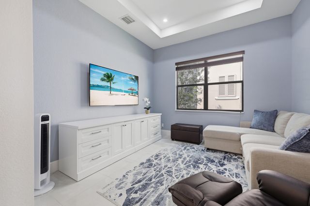 8127 NW 115th Way, Parkland, FL 33076