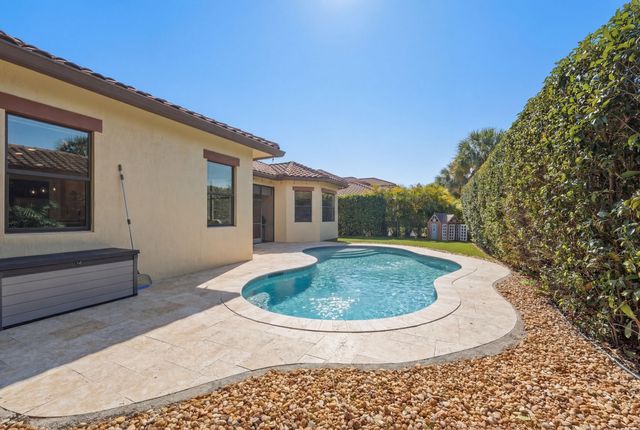 8127 NW 115th Way, Parkland, FL 33076