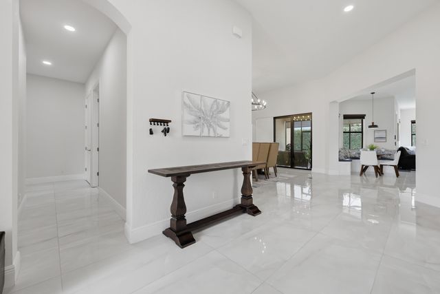 8127 NW 115th Way, Parkland, FL 33076