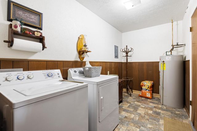 10035 Farm Road 195, Paris, TX 75462