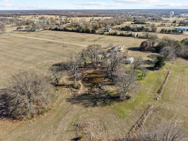 10035 Farm Road 195, Paris, TX 75462