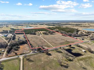 10035 Farm Road 195, Paris, TX 75462