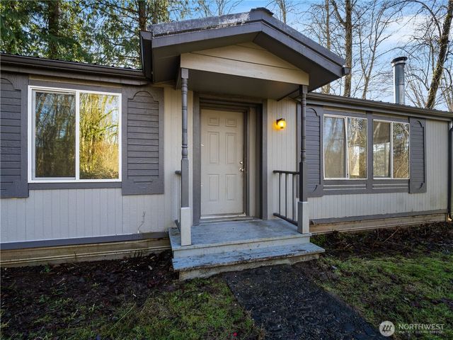 150 Jorgensen Road, Onalaska, WA 98570