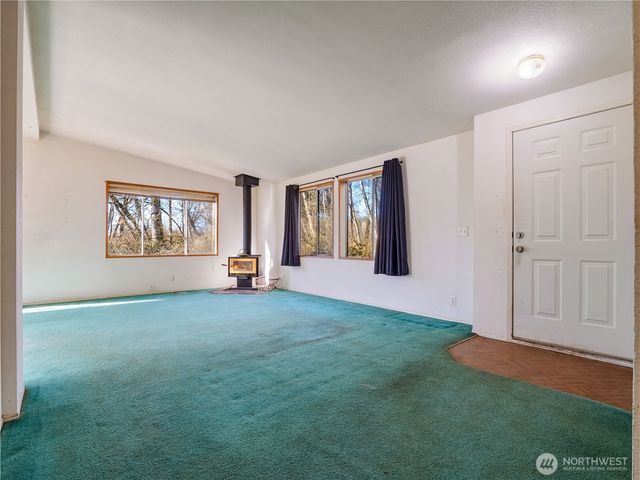 150 Jorgensen Road, Onalaska, WA 98570