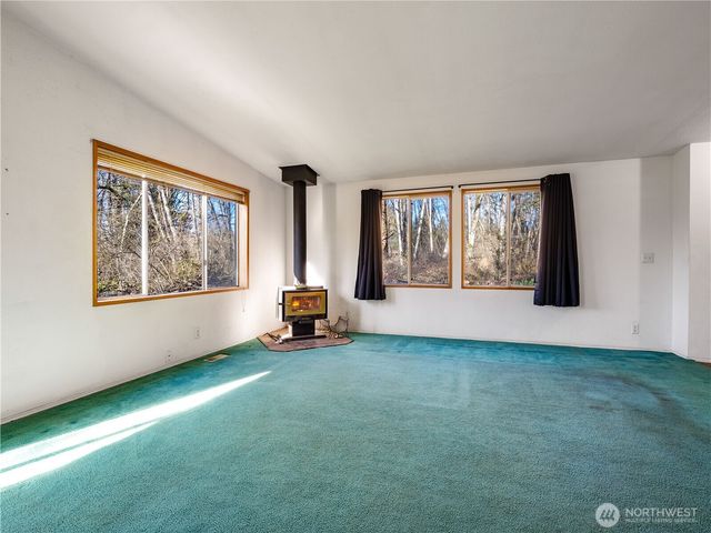 150 Jorgensen Road, Onalaska, WA 98570