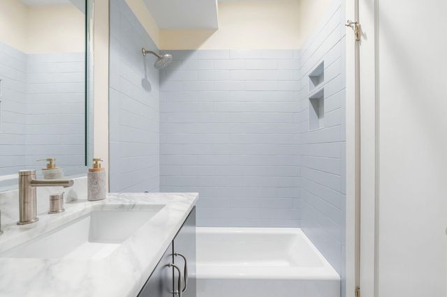 1003 Blanco ST, Austin, TX 78703