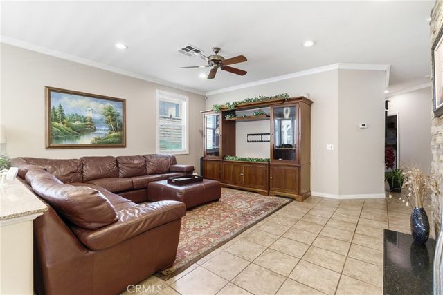 27213 Blueridge, Valencia, CA 91354