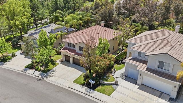 27213 Blueridge, Valencia, CA 91354