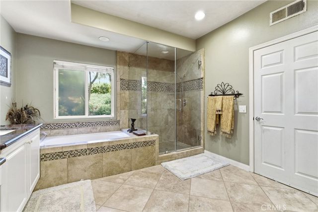 27213 Blueridge, Valencia, CA 91354