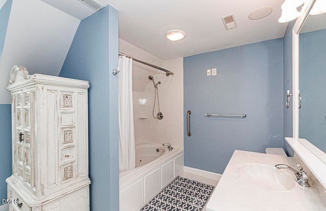5137 Blackthorne Road, Rocky Mount, NC 27803