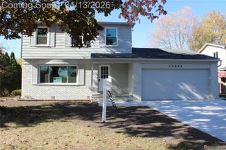 20698 Coachwood Road, Riverview, MI 48193