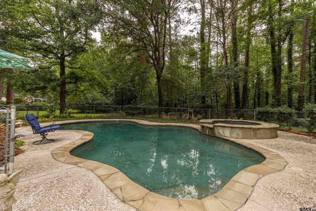16057 Stockman Circle, Tyler, TX 75703