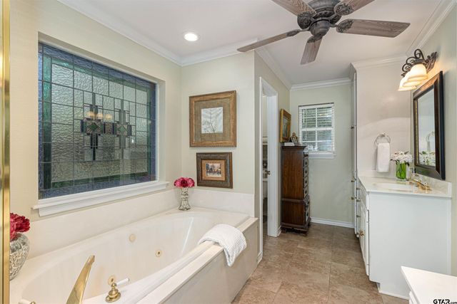 16057 Stockman Circle, Tyler, TX 75703