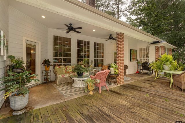 16057 Stockman Circle, Tyler, TX 75703