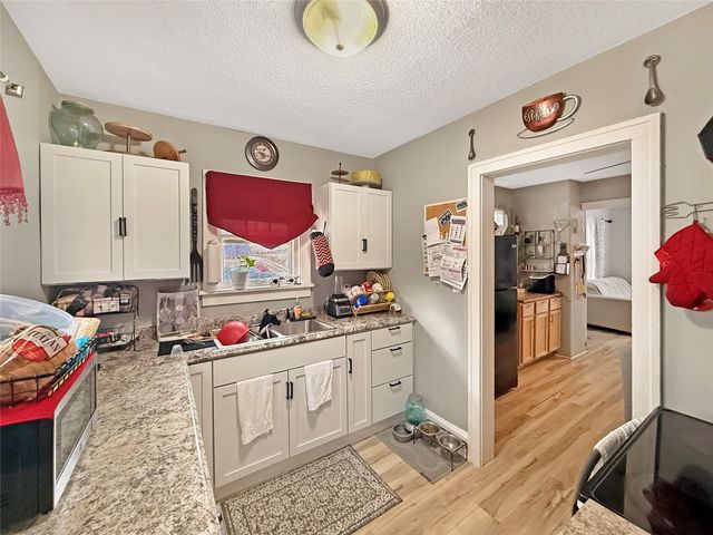 1211 56th Street, Des Moines, IA 50311