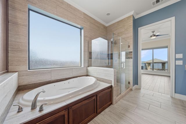 18922 Vantage View Lane, Houston, TX 77346