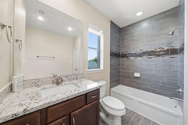 18922 Vantage View Lane, Houston, TX 77346