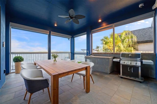 18922 Vantage View Lane, Houston, TX 77346