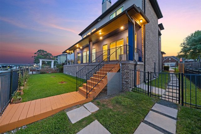 18922 Vantage View Lane, Houston, TX 77346