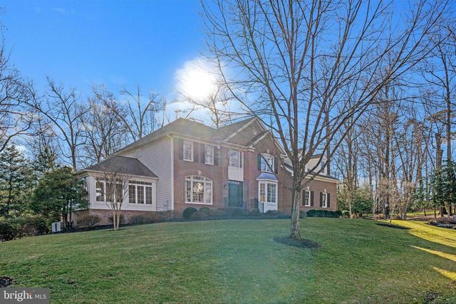 3303 LAUREN OAKS CT, Oak Hill, VA 20171